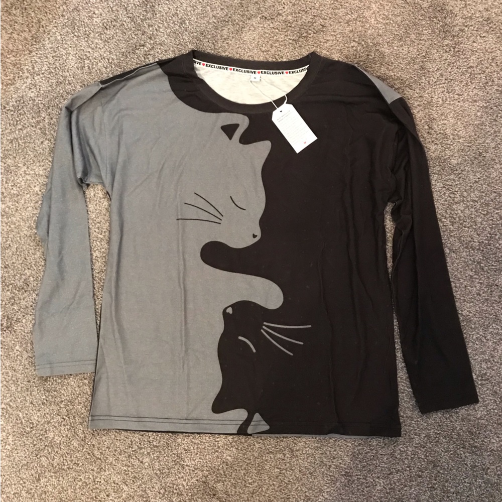NWT Double Cat Shadow Long Sleeve Top